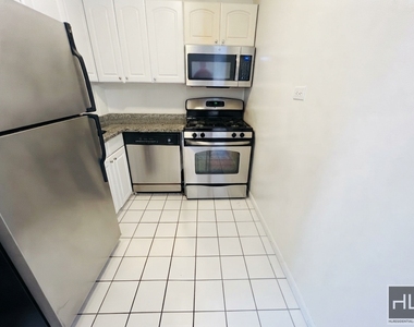 East 79th Street - Photo Thumbnail 1