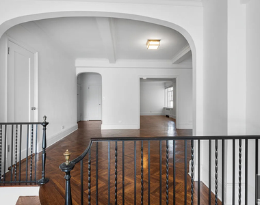Central Park West - Photo Thumbnail 6