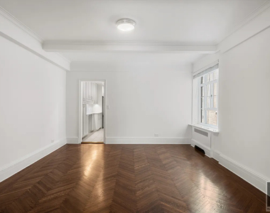 Central Park West - Photo Thumbnail 3