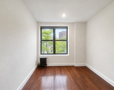 568 Pacific Street - Photo Thumbnail 2