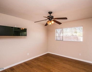 7326 E Vernon Avenue - Photo Thumbnail 17