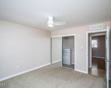 7326 E Vernon Avenue - Photo Thumbnail 3