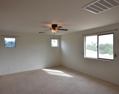 7117 N 73rd Drive - Photo Thumbnail 22