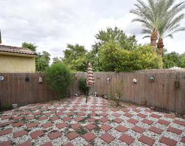 7117 N 73rd Drive - Photo Thumbnail 36
