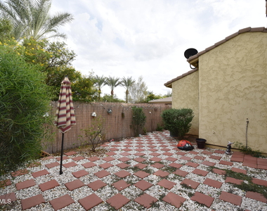 7117 N 73rd Drive - Photo Thumbnail 33