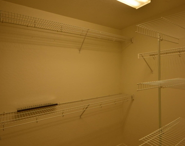7117 N 73rd Drive - Photo Thumbnail 27