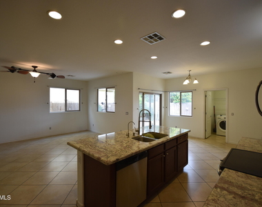 7117 N 73rd Drive - Photo Thumbnail 15
