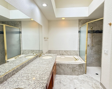 23906 S Sunland Court - Photo Thumbnail 14
