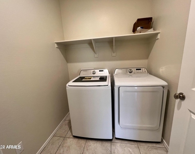 1259 E Eric Place - Photo Thumbnail 16