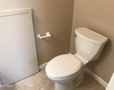 3005 E Cicero Street - Photo Thumbnail 6