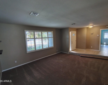 6756 S Oak Street - Photo Thumbnail 6