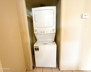 1028 W Malibu Drive - Photo Thumbnail 17
