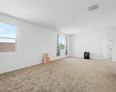 5066 N 79th Lane - Photo Thumbnail 17