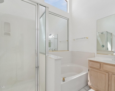 3251 W Ross Drive - Photo Thumbnail 16