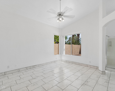 3251 W Ross Drive - Photo Thumbnail 12