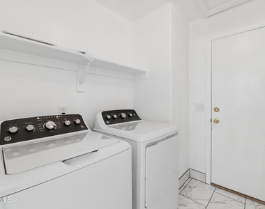 3251 W Ross Drive - Photo Thumbnail 21