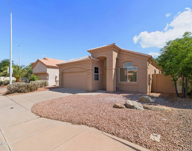 3251 W Ross Drive - Photo Thumbnail 25