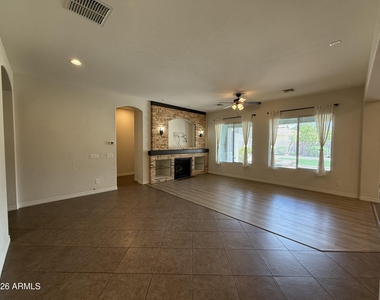 4045 S Camellia Drive - Photo Thumbnail 25