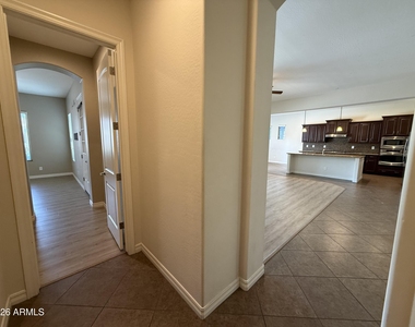 4045 S Camellia Drive - Photo Thumbnail 33