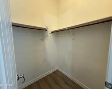 4045 S Camellia Drive - Photo Thumbnail 22