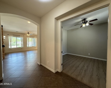 4045 S Camellia Drive - Photo Thumbnail 4