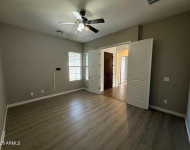 4045 S Camellia Drive - Photo Thumbnail 7