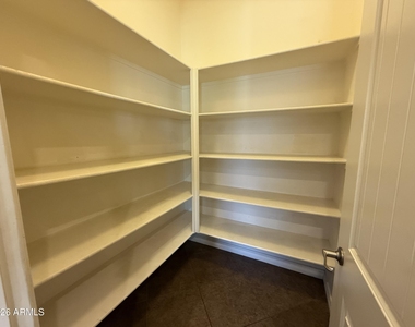 4045 S Camellia Drive - Photo Thumbnail 31