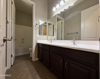 4045 S Camellia Drive - Photo Thumbnail 17