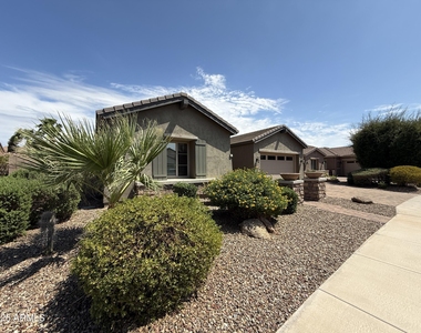 4045 S Camellia Drive - Photo Thumbnail 1