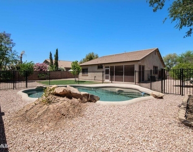 1171 E Indigo Drive - Photo Thumbnail 29
