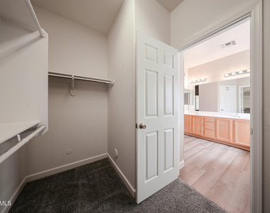 16183 W Winchcomb Drive - Photo Thumbnail 39