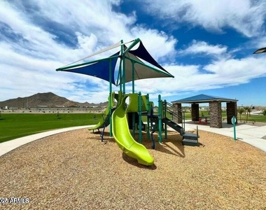 4249 W Hannah Street - Photo Thumbnail 25