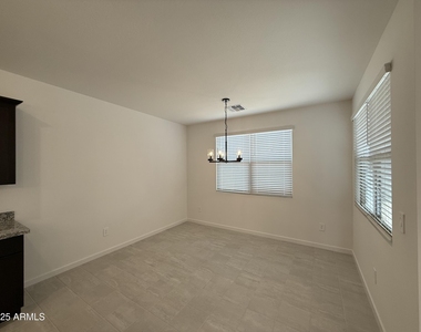 4249 W Hannah Street - Photo Thumbnail 4
