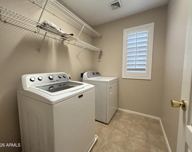 5343 E Holmes Avenue - Photo Thumbnail 23