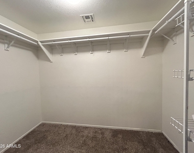 5343 E Holmes Avenue - Photo Thumbnail 15