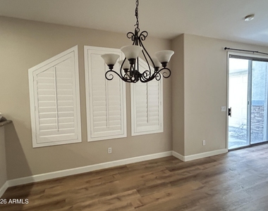 5343 E Holmes Avenue - Photo Thumbnail 3