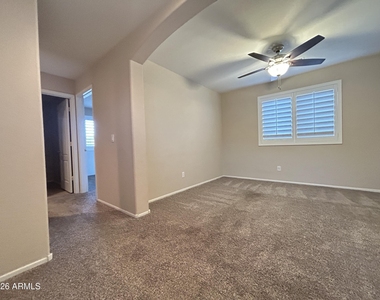 5343 E Holmes Avenue - Photo Thumbnail 16