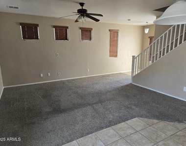 15090 N 173rd Drive - Photo Thumbnail 4