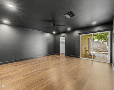 3736 E Montecito Avenue - Photo Thumbnail 24