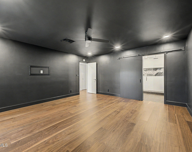 3736 E Montecito Avenue - Photo Thumbnail 26