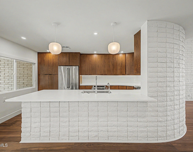 3736 E Montecito Avenue - Photo Thumbnail 19