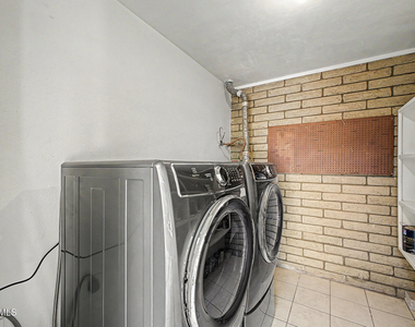 3736 E Montecito Avenue - Photo Thumbnail 4