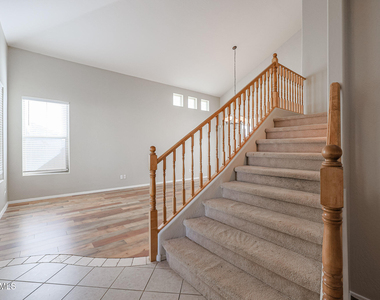 6280 S 251st Drive - Photo Thumbnail 6