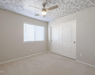 6280 S 251st Drive - Photo Thumbnail 21