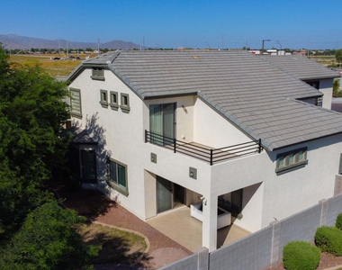 6280 S 251st Drive - Photo Thumbnail 3