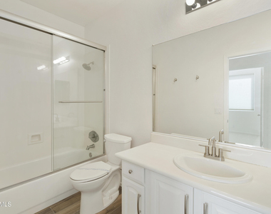 9060 E La Posada Court - Photo Thumbnail 21