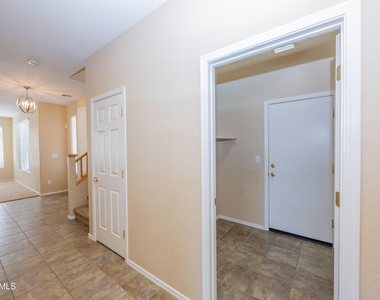 2023 W Shackleton Drive - Photo Thumbnail 20