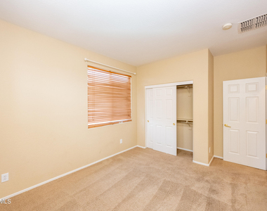 2023 W Shackleton Drive - Photo Thumbnail 43