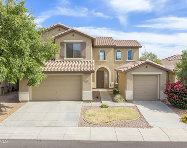 2023 W Shackleton Drive - Photo Thumbnail 1