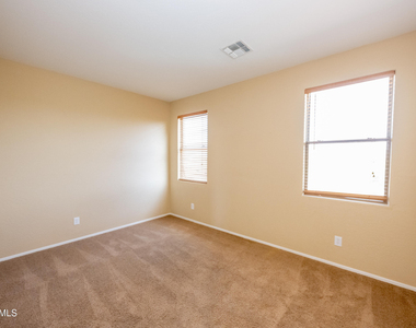 2023 W Shackleton Drive - Photo Thumbnail 47